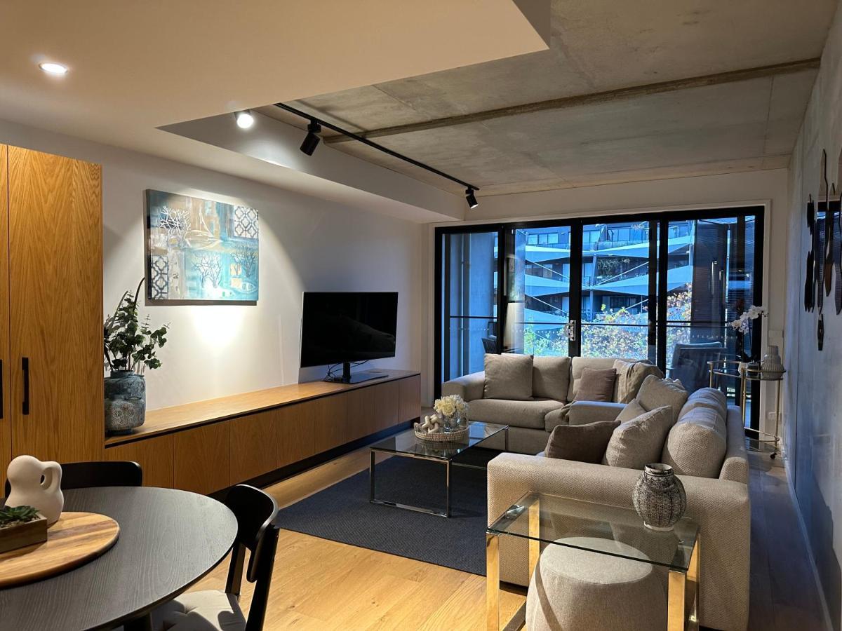 Palko - Luxury In The City Camberra Exterior foto