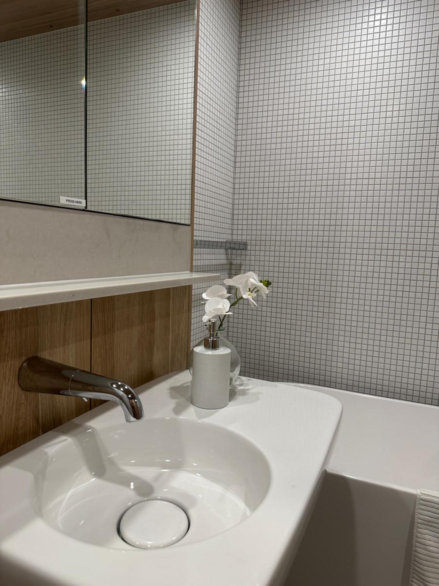 Palko - Luxury In The City Camberra Exterior foto