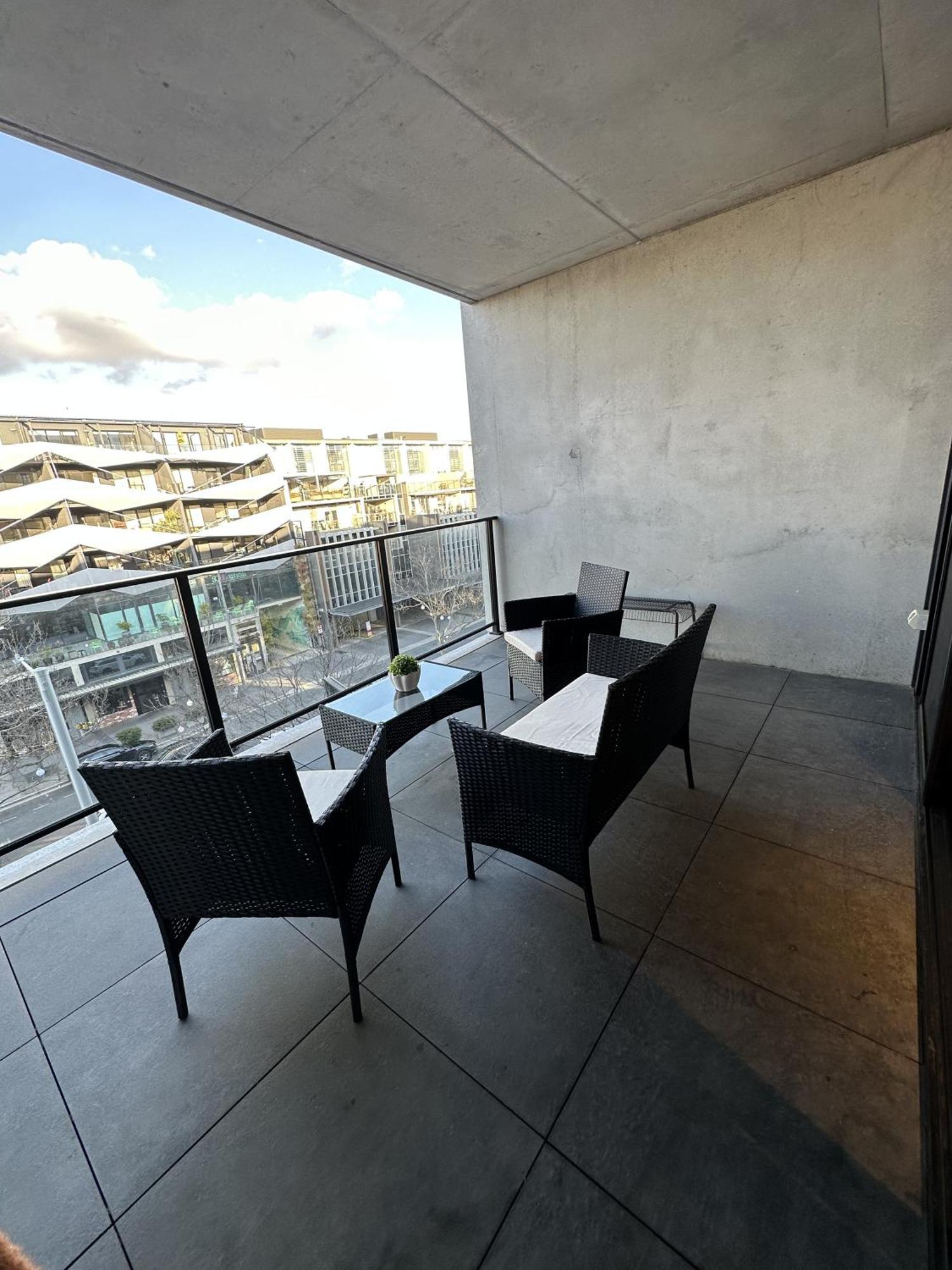 Palko - Luxury In The City Camberra Exterior foto